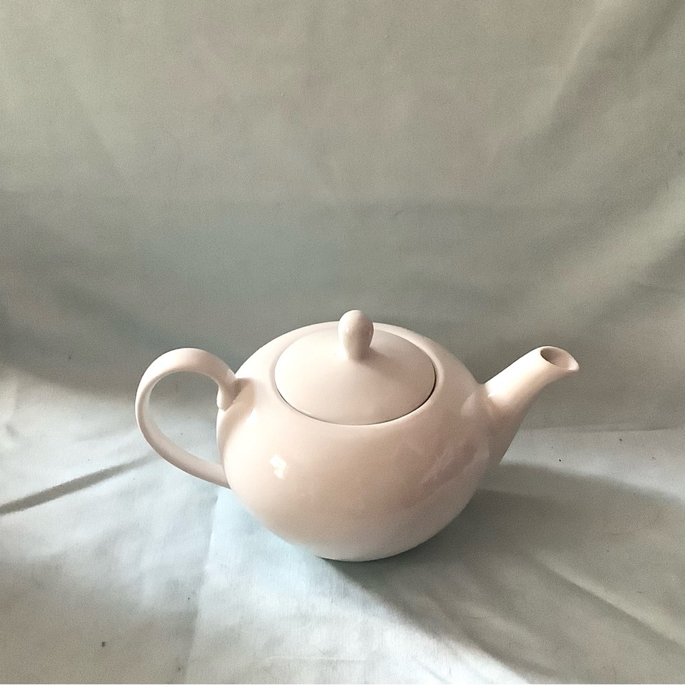 Oneida Buffalo Bright White F801 A-22 3.5” Teapot